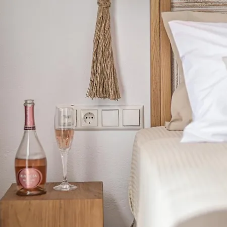 Ruby Of Naxos * Ájosz Prokópiosz