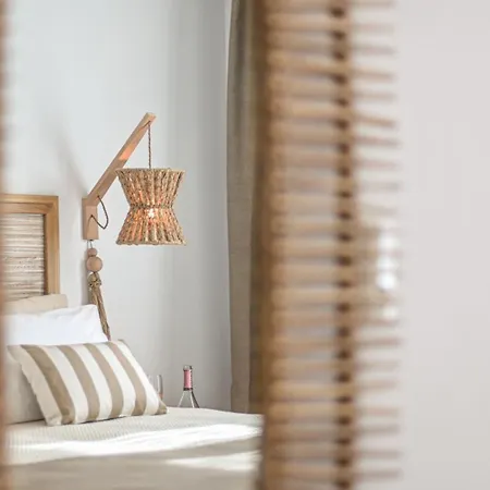 Ruby Of Naxos * Agios Prokopios (Naxos)