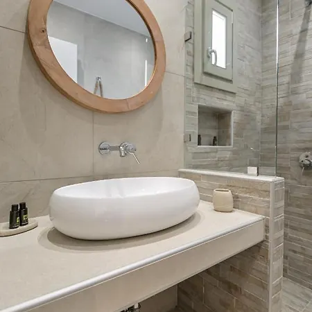 Ruby Of Naxos Apartment