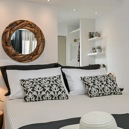Ruby Of Naxos Apartment *
