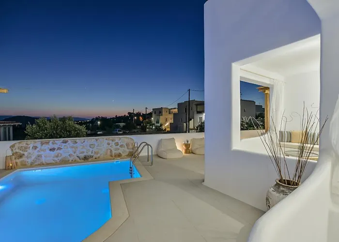 Ruby Of Naxos * Agios Prokopios (Naxos)